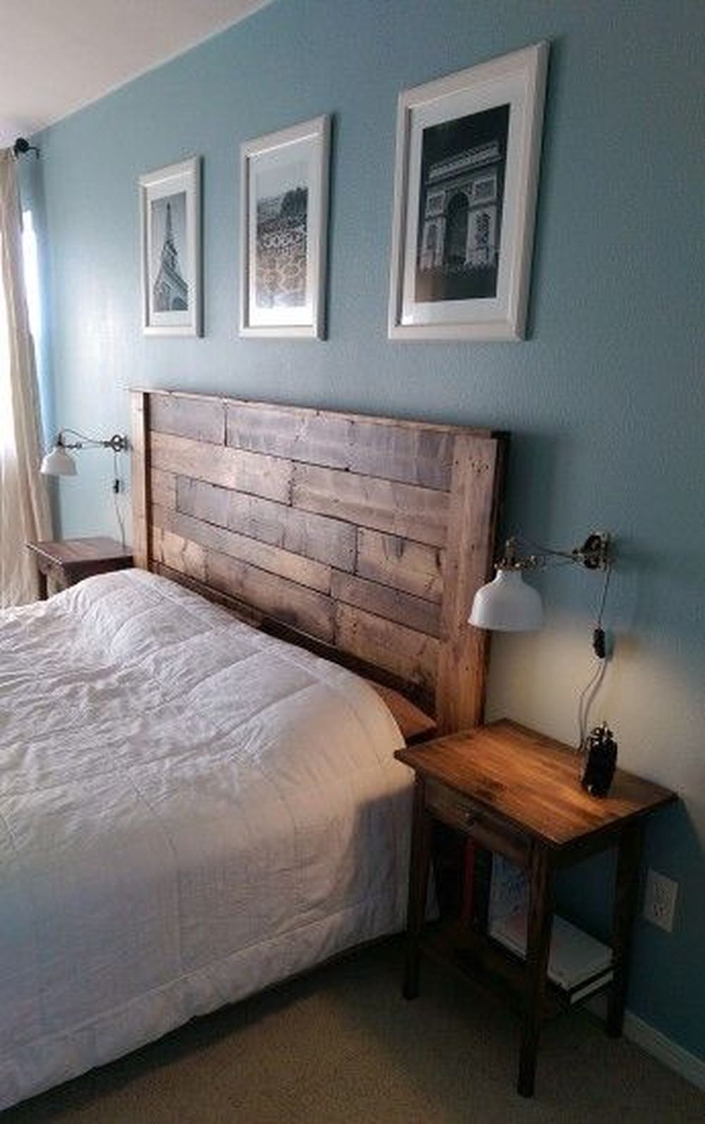 16 Outstanding DIY Reclaimed Wood Headboards For Rustic Bedroom ...