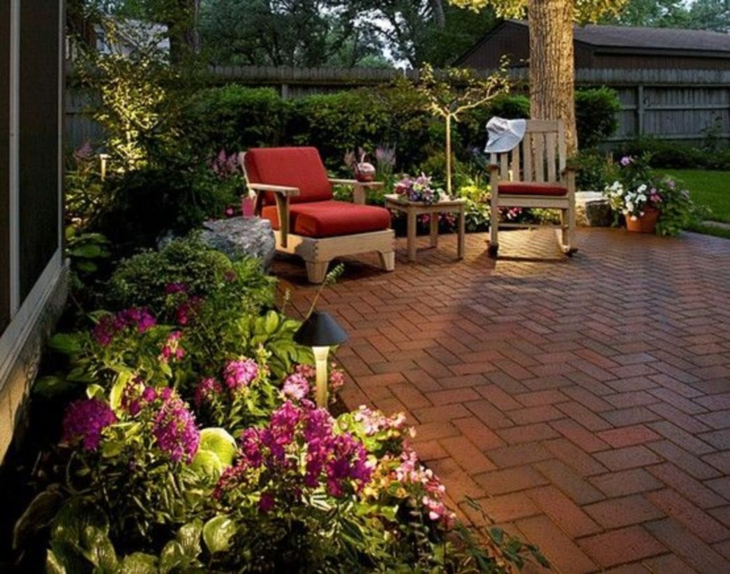 Backyard landscape designs with bench or seats and flower