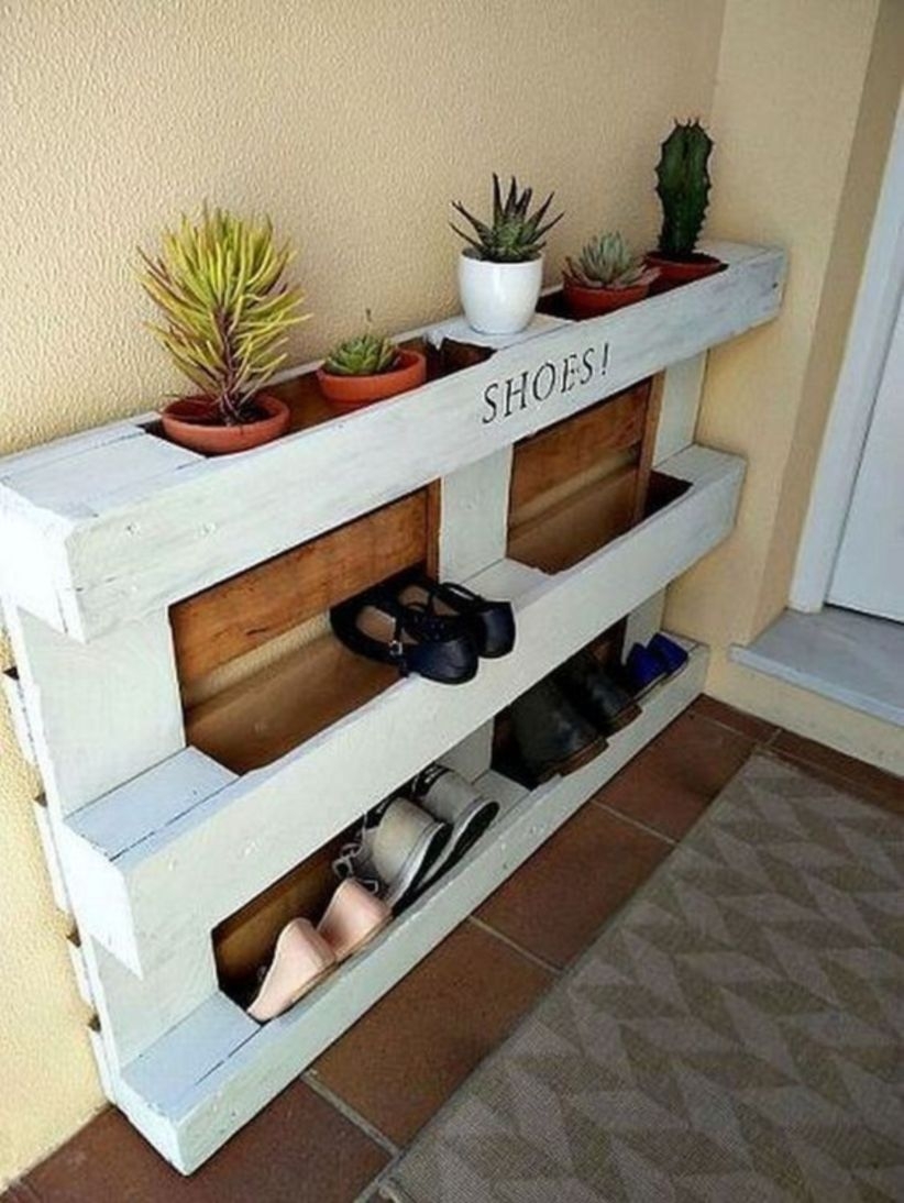 Diy pallet furniture project ideas for shoes storage