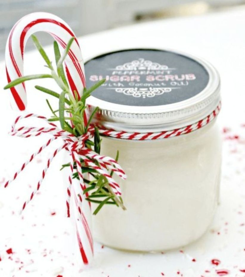 Easy homemade essential oil gifts for christmas for friend