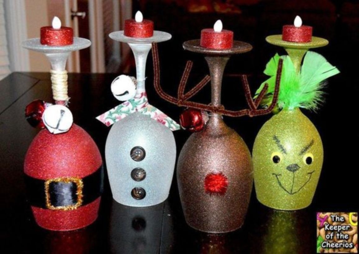 Gift christmas wine glass candle for friend