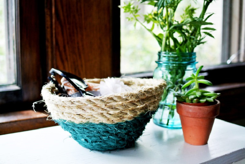 Diy-paint-dipped-rope-basket