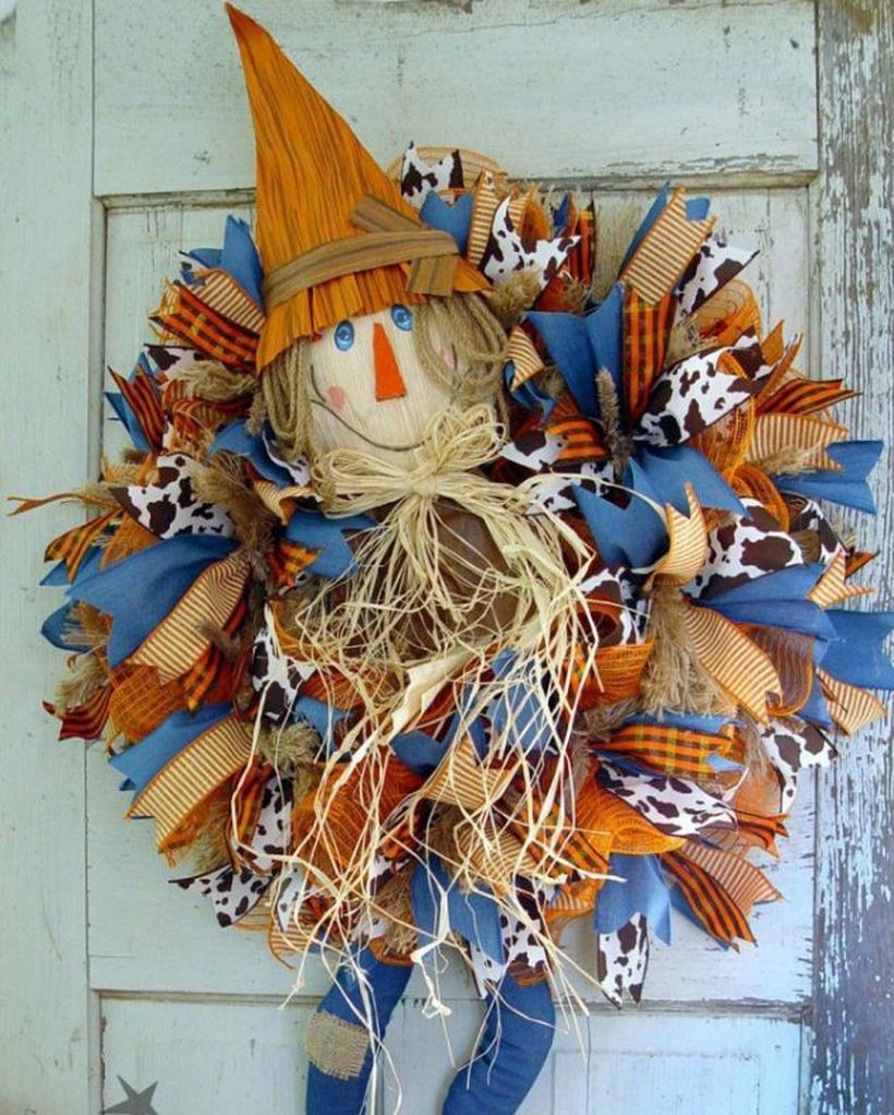 20 Incredible Scarecrow Design Ideas for Halloween - GODIYGO.COM