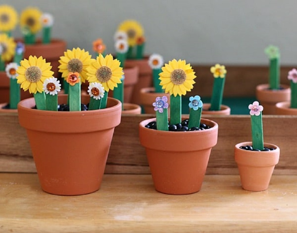 6 Best DIY Ideas With Popsicle To Make Your Little Garden Look More Enchanting