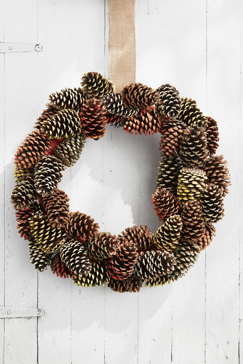 Wreath Decoration For Fall Season That Will Make Your Front Door Looks Fantastic