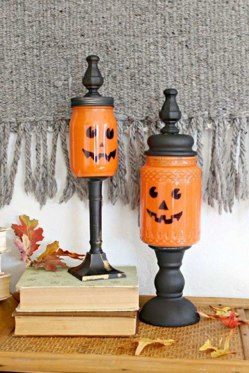 Easy And Cheap 7 DIY Halloween Decoration That Will Enhance Your Overall Decoration