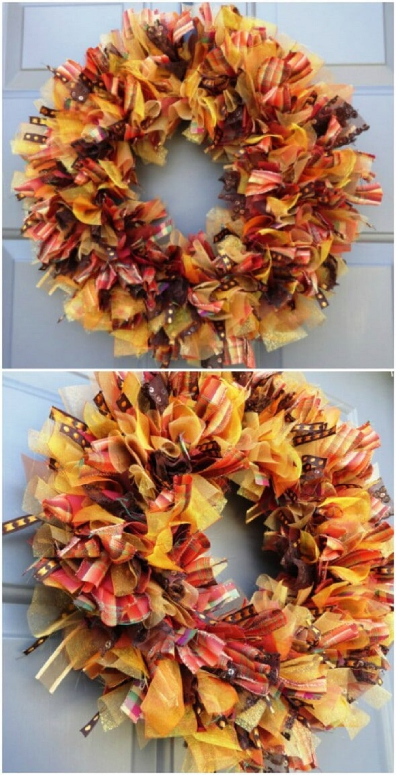 Wreath Decoration For Fall Season That Will Make Your Front Door Looks Fantastic