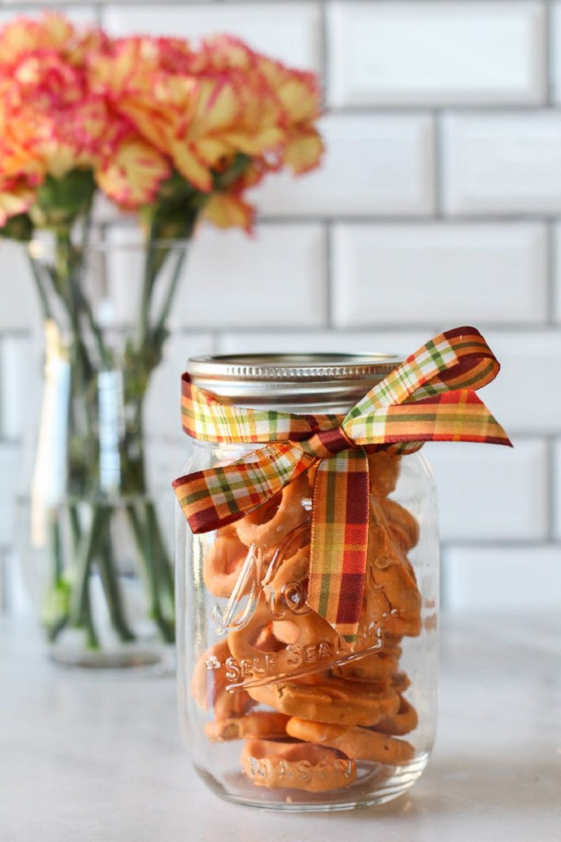 7 DIY Mason Jars Ideas That Will Make Your Fall Decoration Look Beautiful