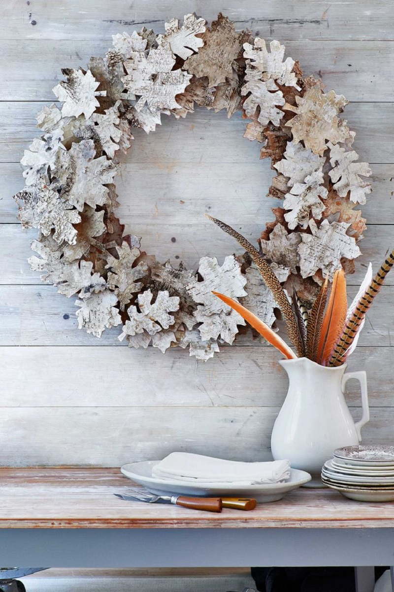 Wreath Decoration For Fall Season That Will Make Your Front Door Looks Fantastic