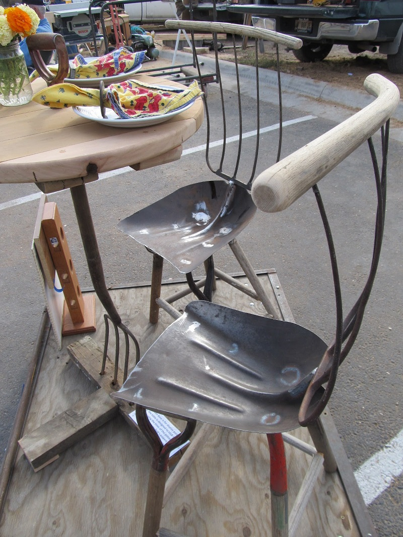 Garden tool table and chairs