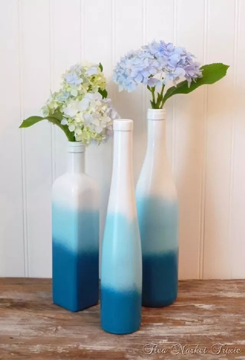 Ombre effect paint Unexpectedly Aesthetic DIY Wine Bottle Crafts That Magically Shining