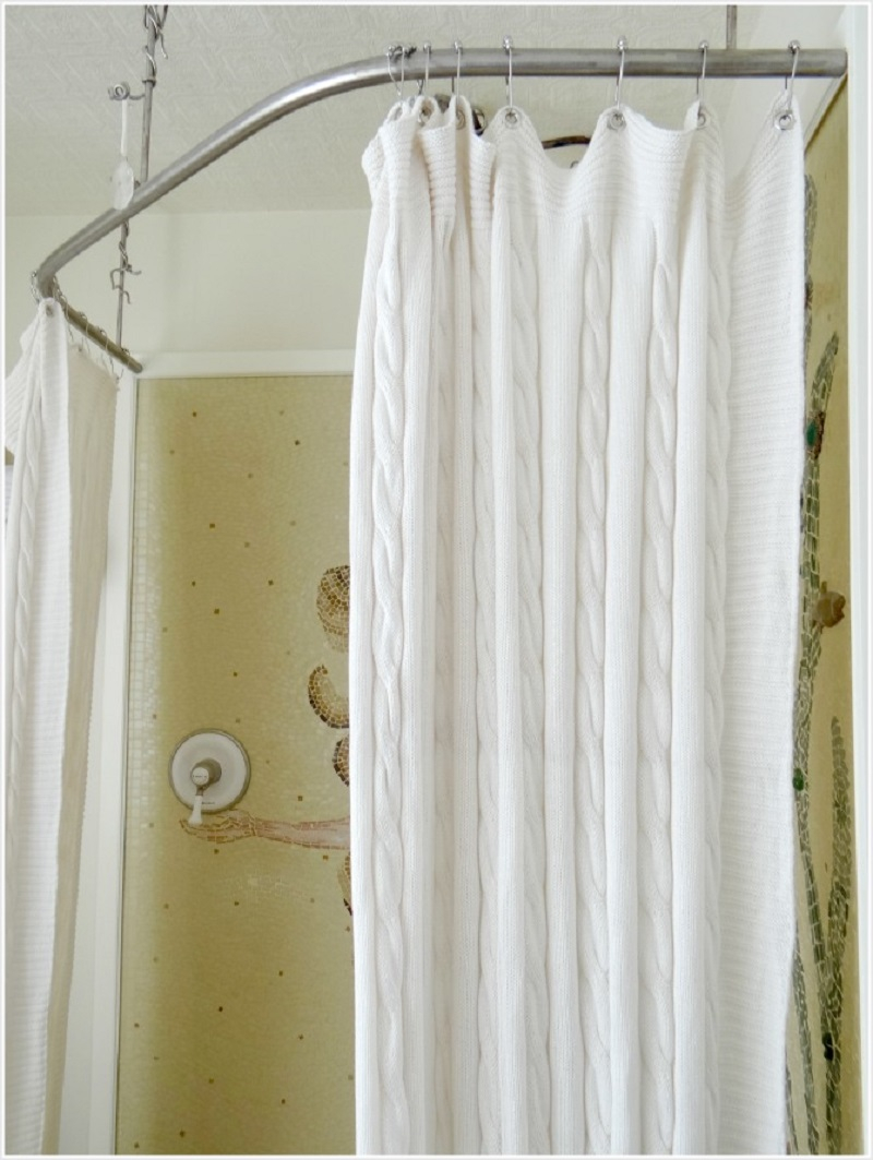 Blanket shower curtain DIY Charming Shower Curtains To Show Your Stylish Bathroom