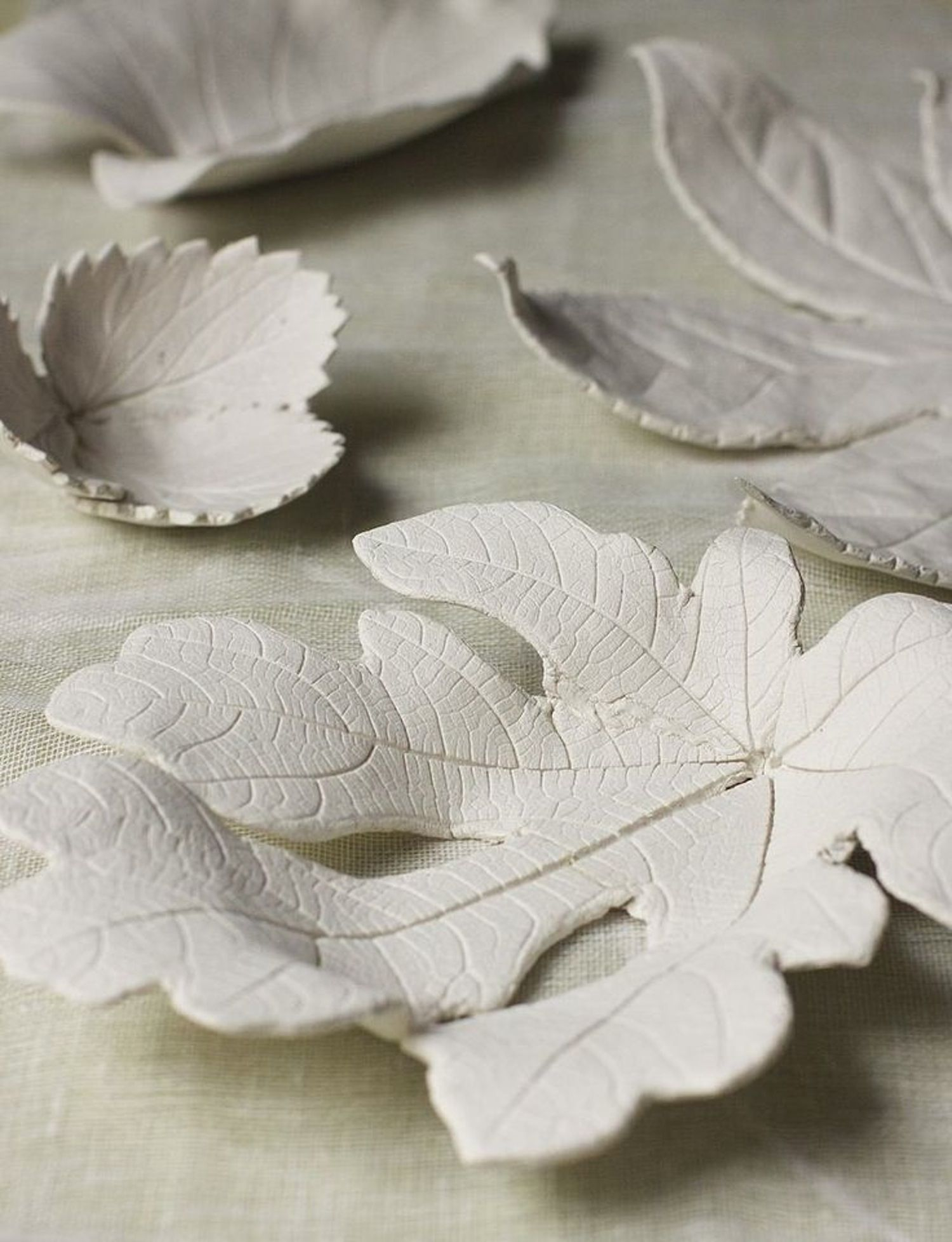 Clay leaf bowls DIY Numerous Elegant Ways To Decorate With Leaf This Fall