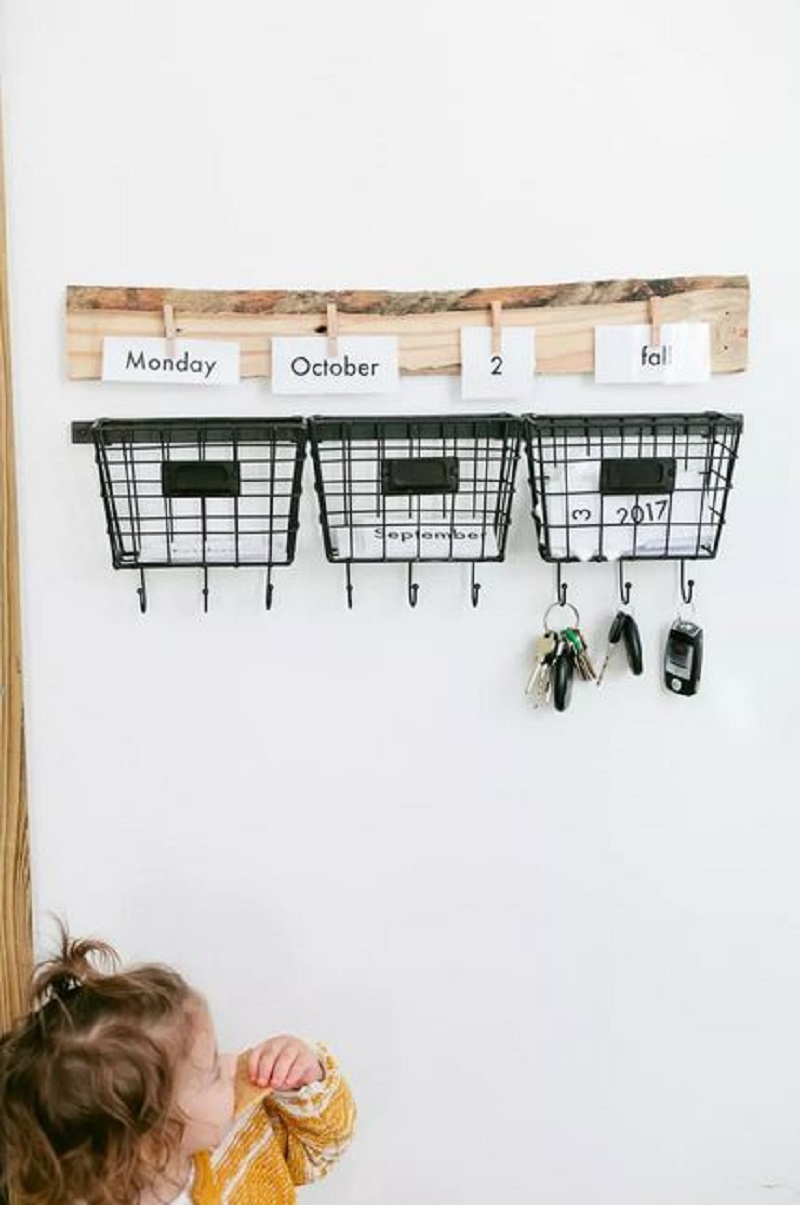 Cute entryway calendar