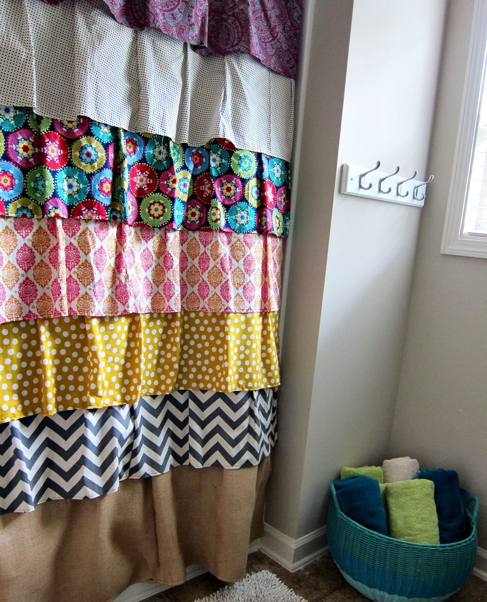 Fabric remnants shower curtain with ruffles DIY Charming Shower Curtains To Show Your Stylish Bathroom