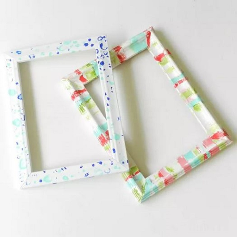 Frame with bold pattern