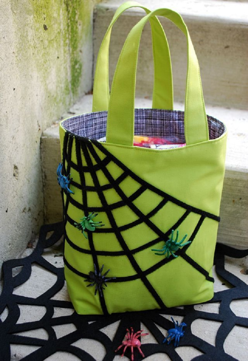 Sticky spiderweb bag Striking DIY Halloween Trick-Or-Treat Bags As Your Crafting With Kids Projects