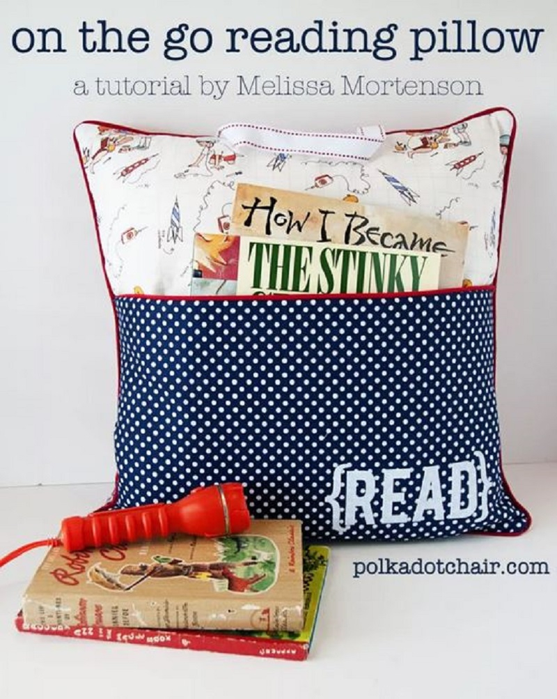 Throw pillow with pocket