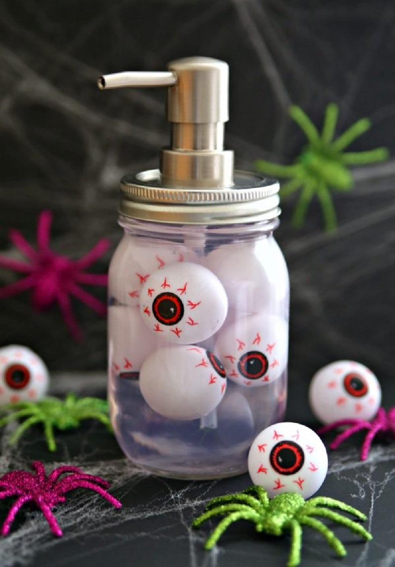 Diy spooky halloween hand soap