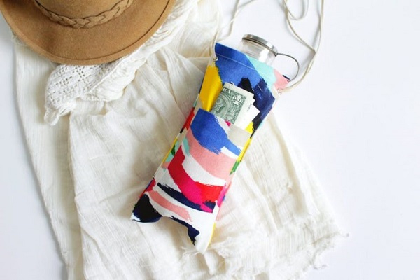 Diy colorful water bottle sling for festival Chic DIY Water Bottle Totes And Slings For Your Daily Activities And Exercise