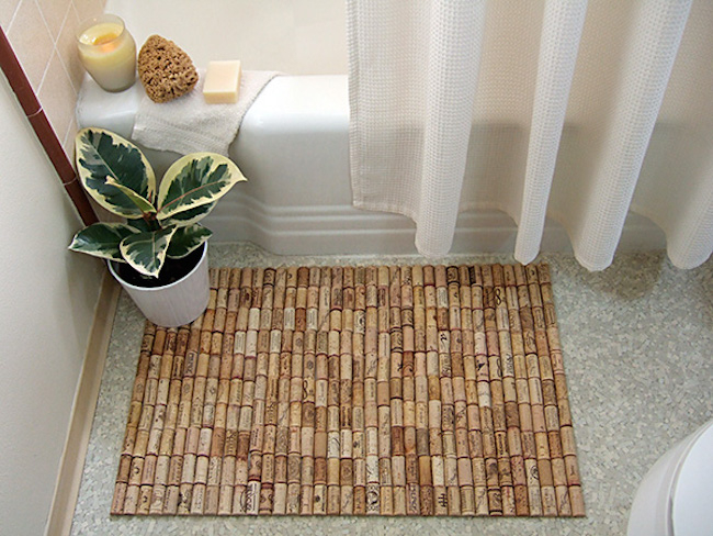 Wine cork bath mats DIY Spa-Like Bathroom Mat Ideas That Made Of Nature Materials.