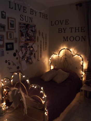 Bed frame lights DIY Beautiful Christmas Lights Decoration To Offer You Full Of Lights Life