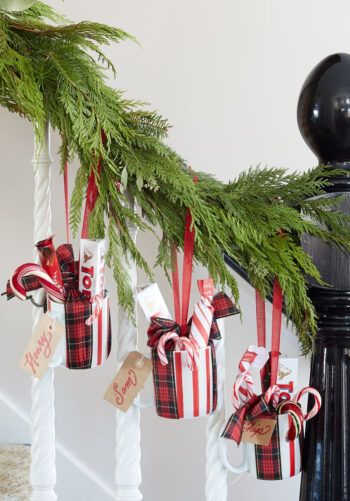 Christmas decorations with mugs