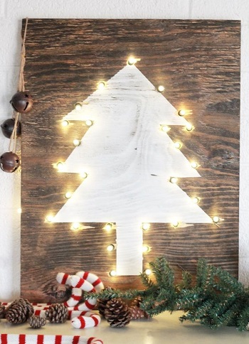 Holiday tree marquee sign DIY Charming Rustic Christmas Wood Projects For Your Amazing Home