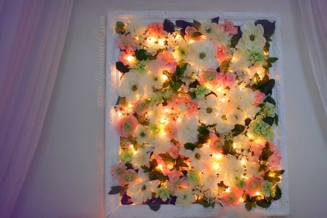 Light up floral frame DIY Beautiful Christmas Lights Decoration To Offer You Full Of Lights Life