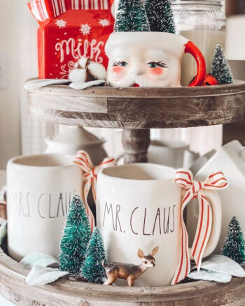 Mr and mrs claus cups