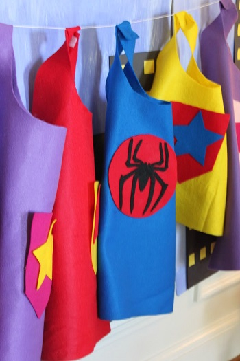 No sew superhero cape DIY Easy To Copy Christmas Gift Ideas For Your Kids That Also Affordable