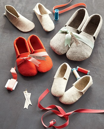 Felt slippers Keep Your Days Warm And Cozy With Incredible Winter Sewing Projects