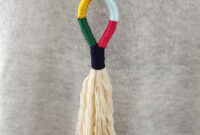 Colorful tassel necklace diy