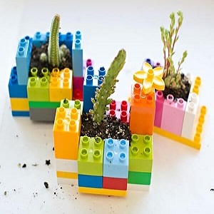 Mini lego planters DIY Ideas Of Full Spirit Artworks To Have Energetic Garden