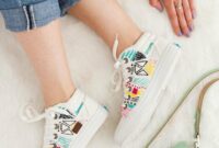 White canvas sneakers for spring