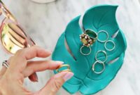 Diy palm leaf ring dish