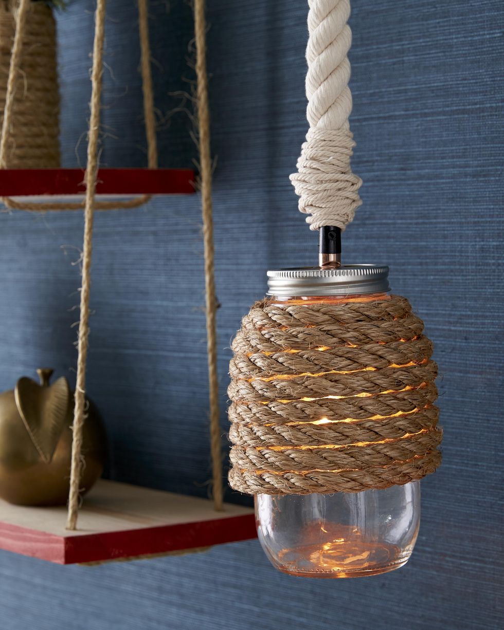 Simple diy hanging lamp