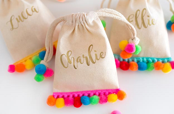 DIY Pom Pom Project Ideas For Magical Look