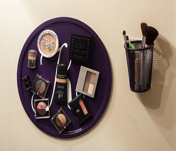 Cookie sheet magnetic makeup board Smart-Upgrade Repurposing Ideas Of Your Old Baking Pan