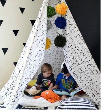 Diy repurposed old bed sheets teepee Amazing Ways To Repurpose Your Old Bed Sheets