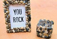 Rock on pebble diy