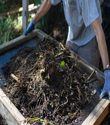 Diy compost screen DIY Compost Bin Plans You Can Do For Your Garden