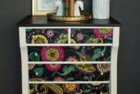 Empire dresser decoupage