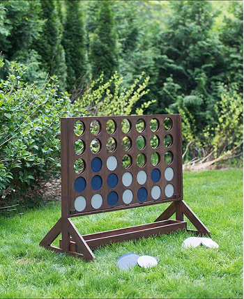 Four-in-a-row DIY Oversized Yard Games To Enjoy The Spare Time