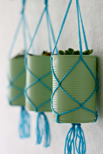 Springtime colorful rustic hanging planters Turn Trash To Treasure Projects From Tin Can That Also Appealing