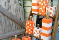 Wooden post pumpkins