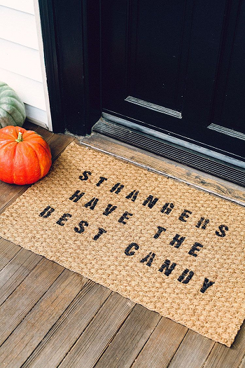 Halloween doormat DIY Household Halloween Decorations That Scary Easy And Cheap