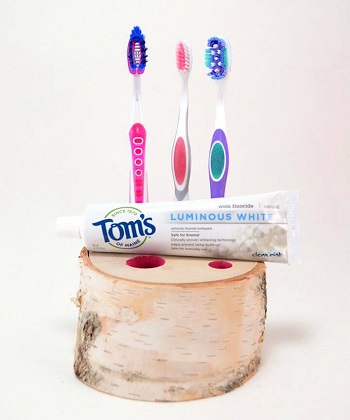 DIY Functional Toothbrush Holder To Enjoy Organized Bathroom Area