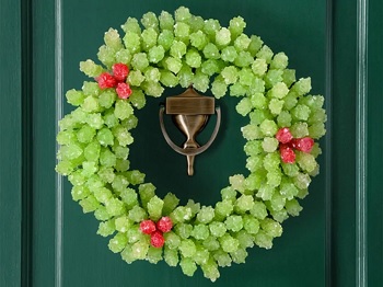 DIY Marvelous Edible Wreaths For Inspiring Christmas Decor