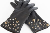 DIY-Cool-Gloves-With-Studs-And-Eyelets